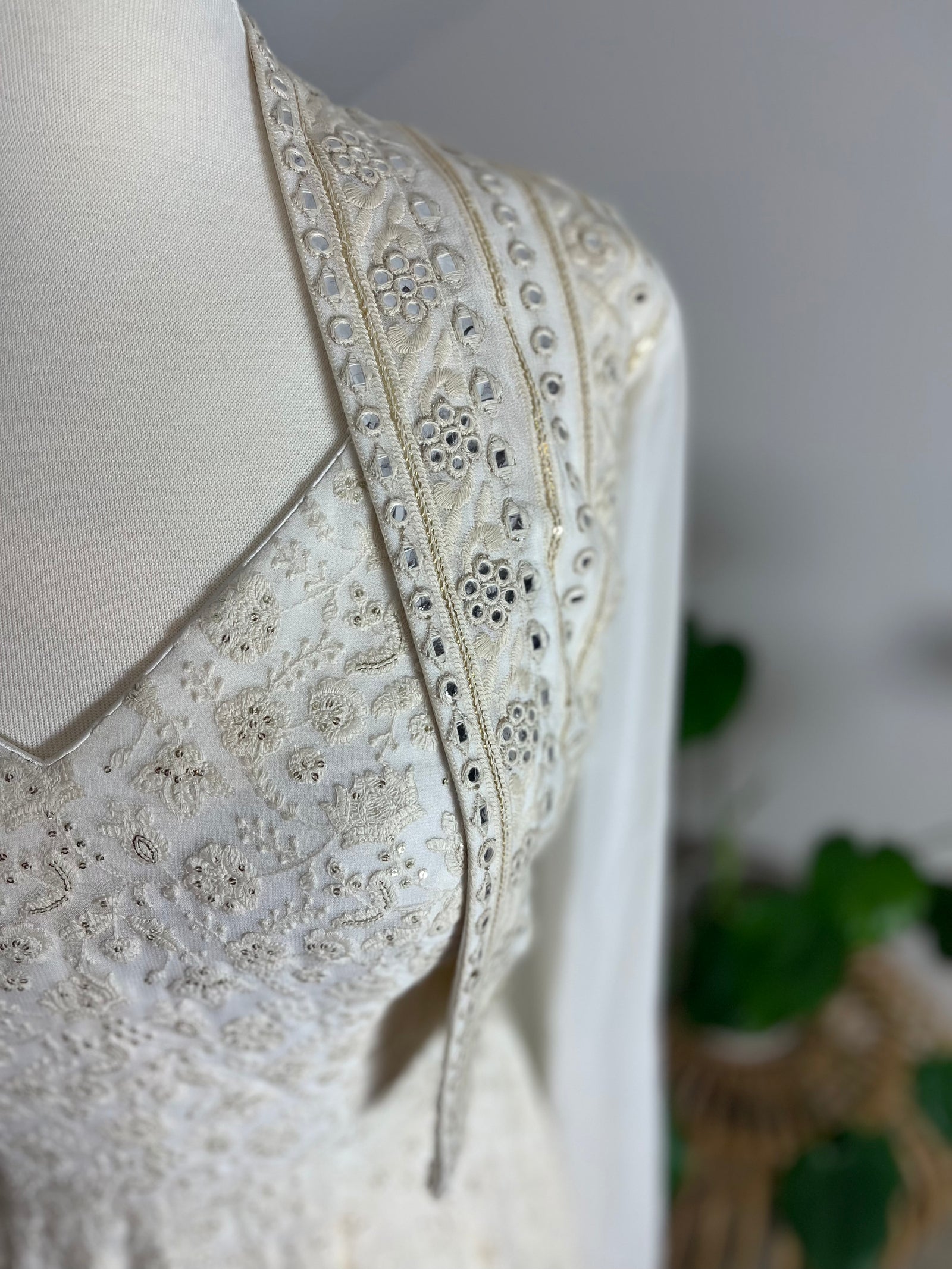 Cropped Chikankari Jacket