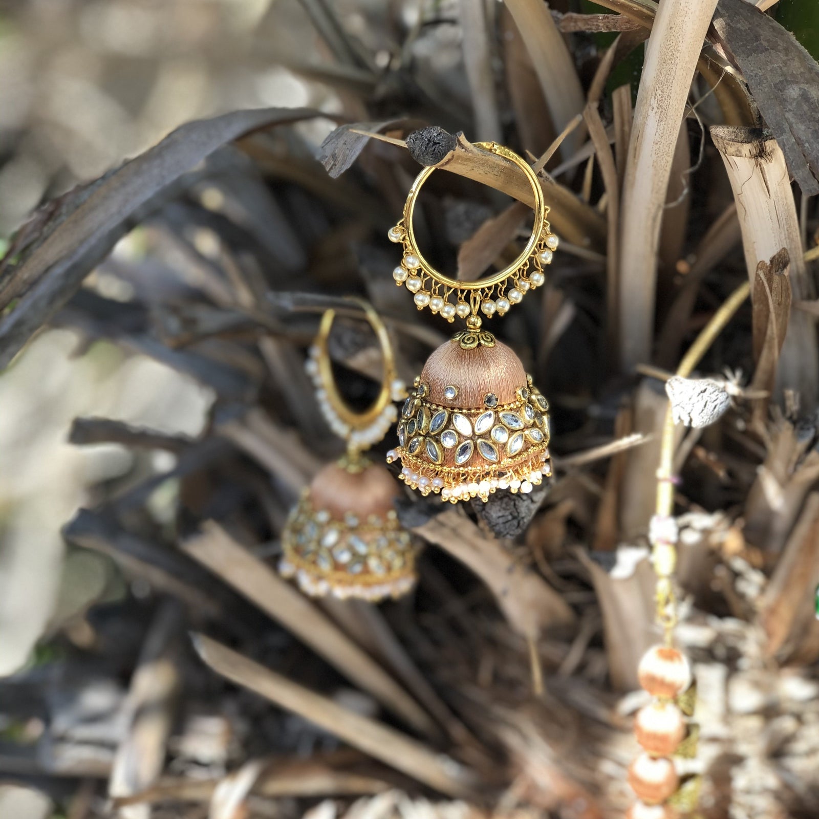 Sandy Grand Jhumka Thread Earrings
