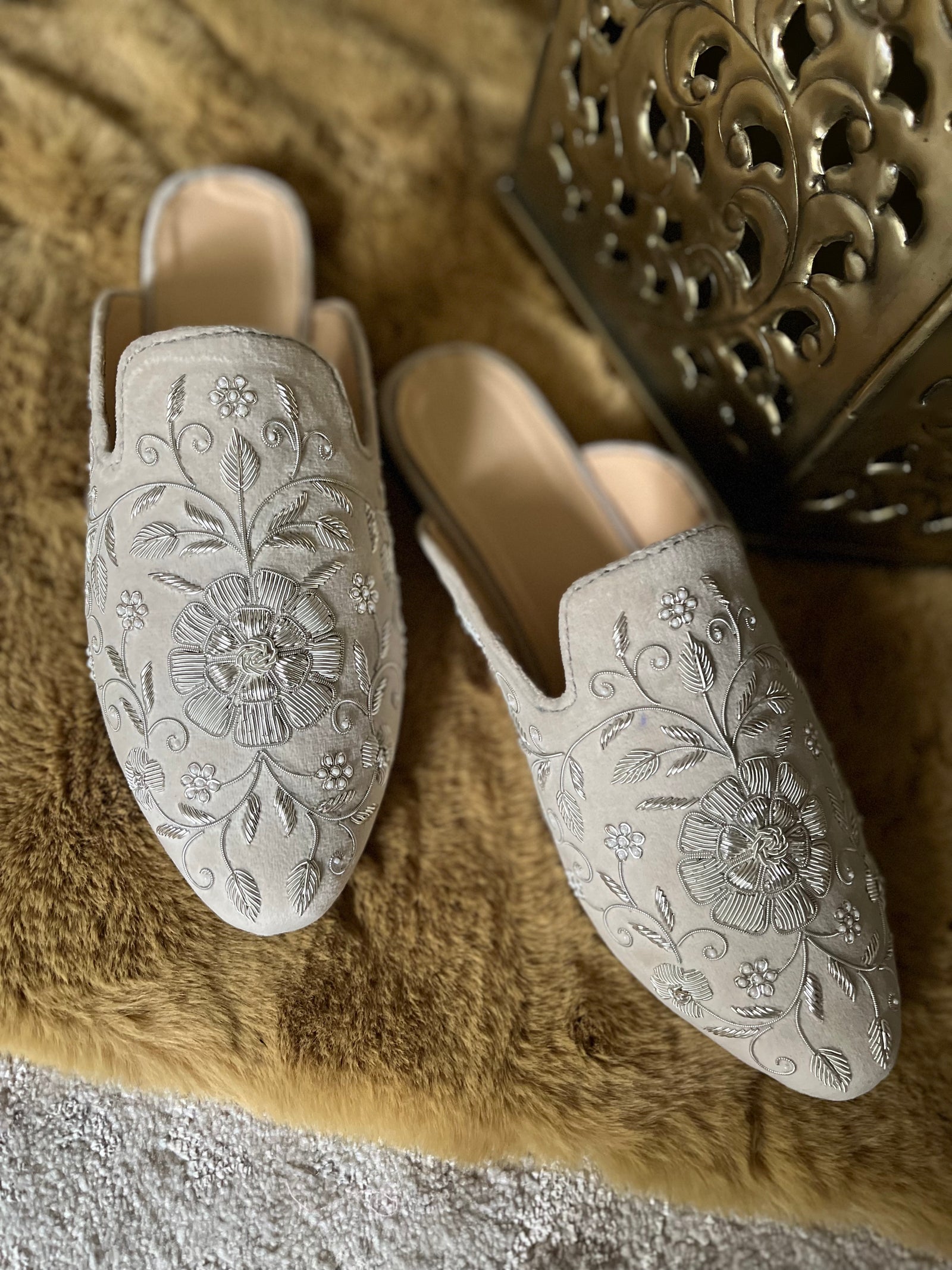 Ivory Zardozi Mules